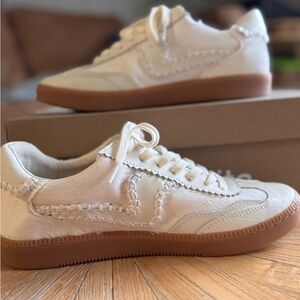 Dolce Vita Cream Lace-Up Sneakers
